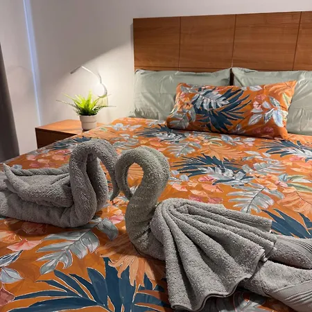 Apartment La